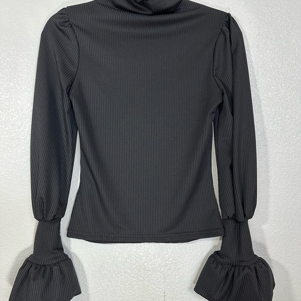SHEIN Black Ruffled Long Sleeve Blouse